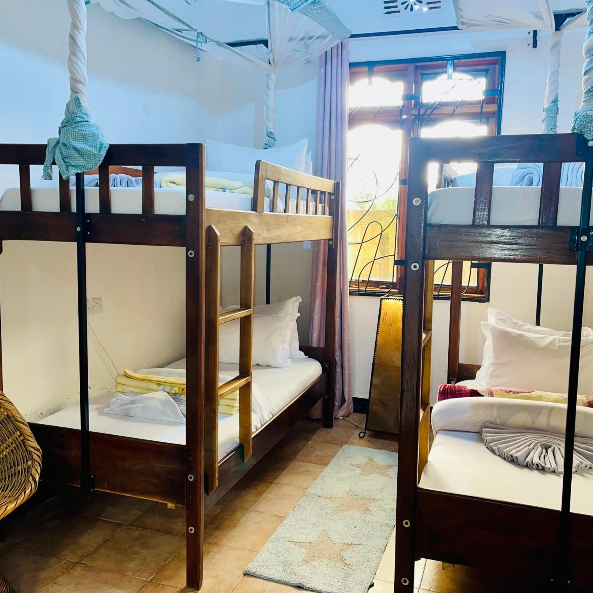 Sophie Homestay Moshi Bagian luar foto