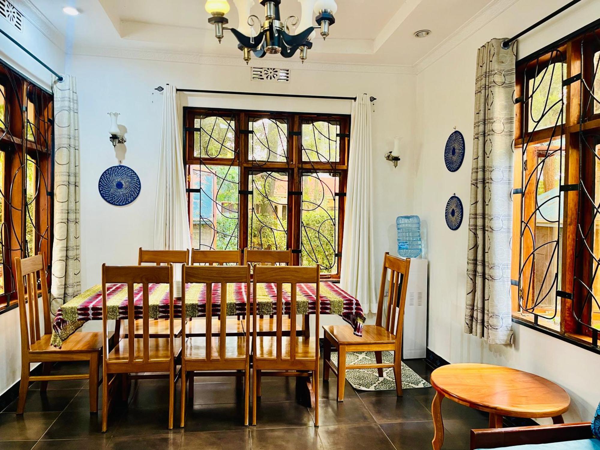 Sophie Homestay Moshi Bagian luar foto