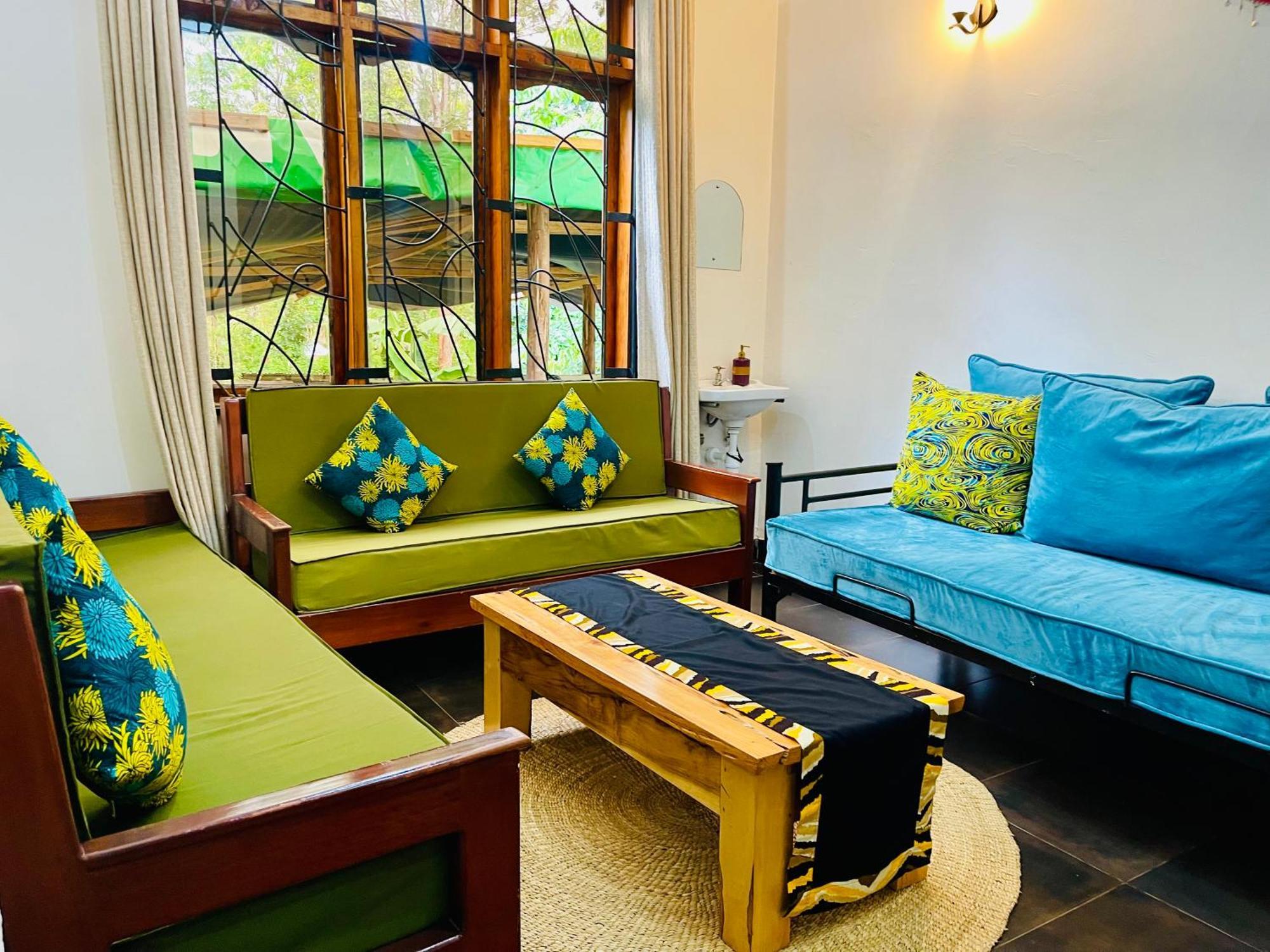 Sophie Homestay Moshi Bagian luar foto
